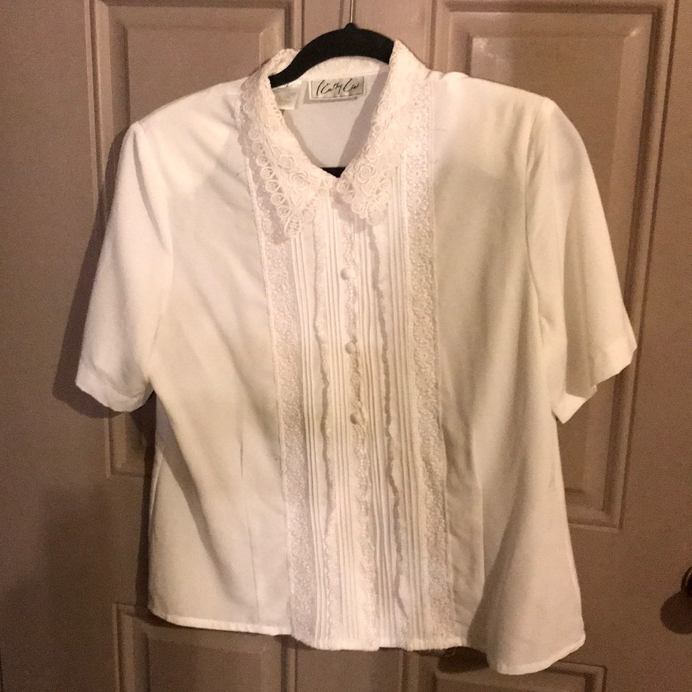 Vintage white lace collar blouse